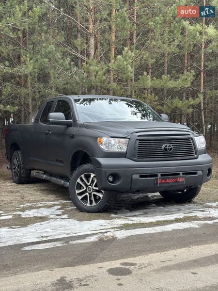 Toyota Tundra 2012