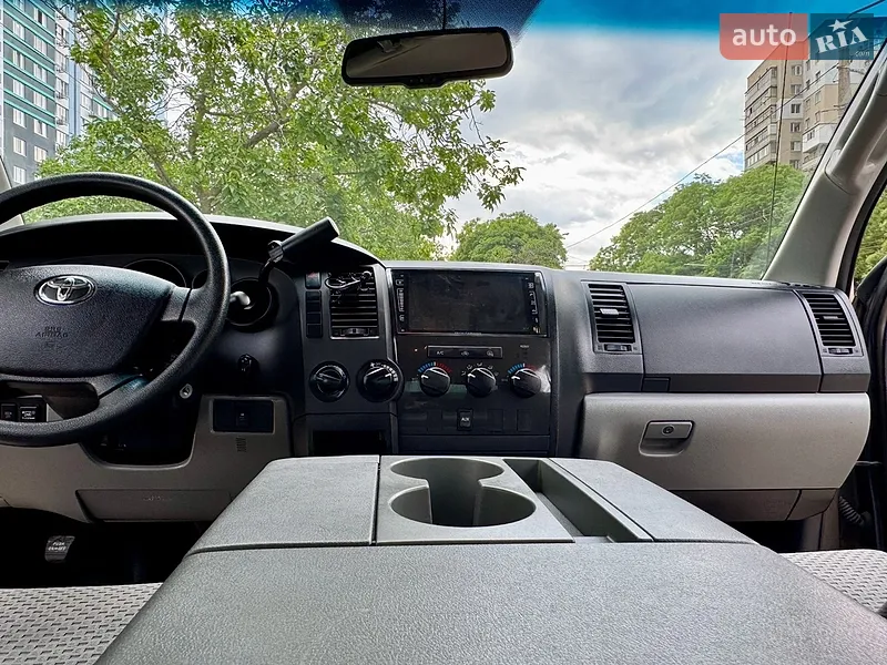 Toyota Tundra 2012 VIN 5TFUW5F19CX267128 фото оголошення 26 з 94