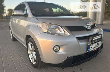 Позашляховик / Кросовер Toyota Urban Cruiser 2009 в Житомирі