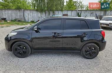Позашляховик / Кросовер Toyota Urban Cruiser 2010 в 
