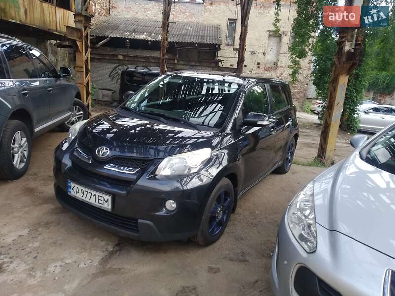 Внедорожник / Кроссовер Toyota Urban Cruiser 2009 в Львове