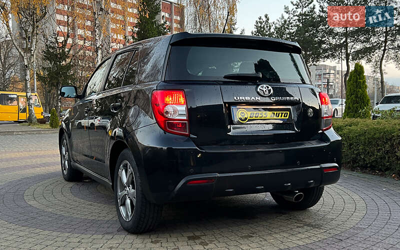 Внедорожник / Кроссовер Toyota Urban Cruiser 2011 в Львове