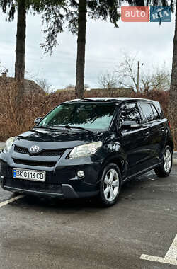 Внедорожник / Кроссовер Toyota Urban Cruiser 2011 в Дубно