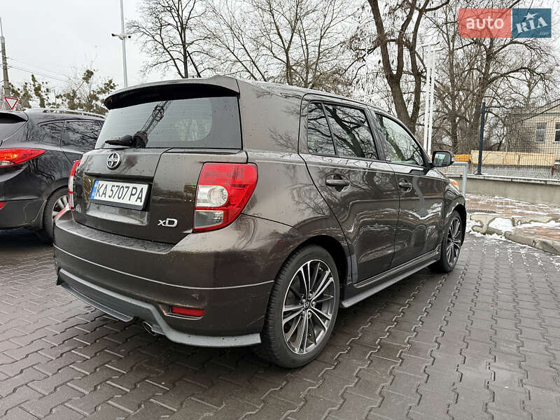 Внедорожник / Кроссовер Toyota Urban Cruiser 2010 в Киеве