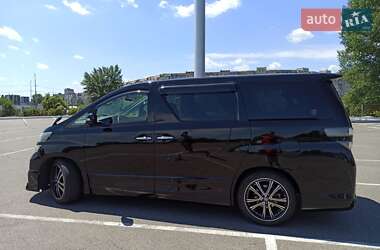 Мінівен Toyota Vellfire 2010 в Києві