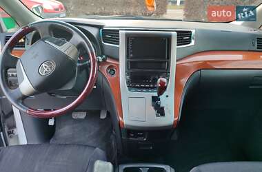 Мінівен Toyota Vellfire 2011 в Чорноморську