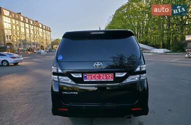 Минивэн Toyota Vellfire 2011 в 