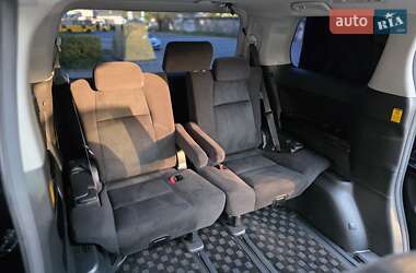 Минивэн Toyota Vellfire 2011 в 
