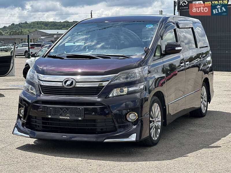 Минивэн Toyota Vellfire 2014 в Киеве