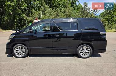 Минивэн Toyota Vellfire 2011 в 