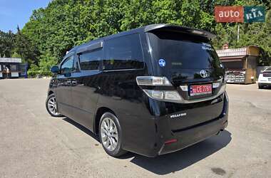 Минивэн Toyota Vellfire 2011 в 