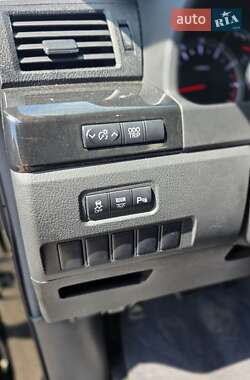 Минивэн Toyota Vellfire 2011 в 