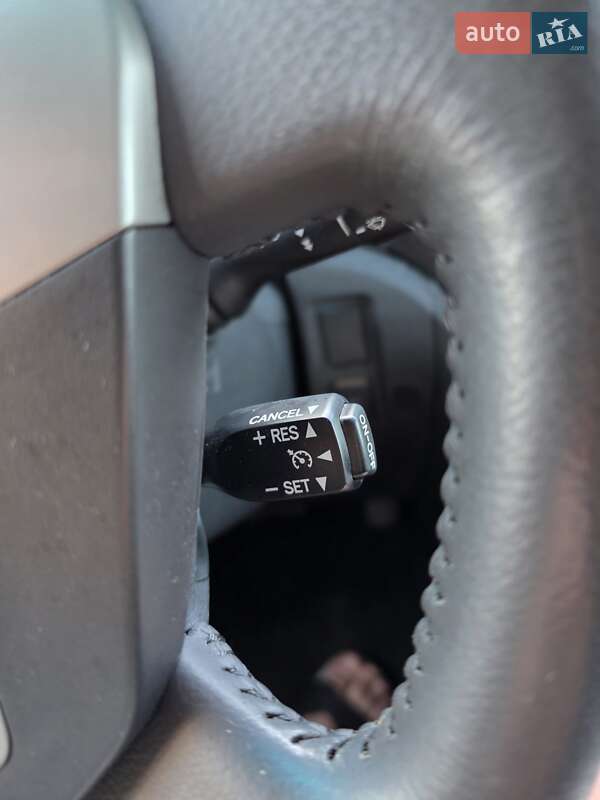 Минивэн Toyota Vellfire 2013 в Одессе фото 19 Минивэн Toyota Vellfire 2013 в Одессе