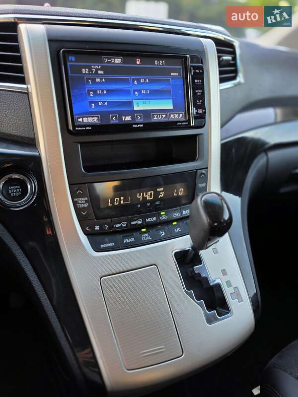 Минивэн Toyota Vellfire 2013 в Одессе фото 24 Минивэн Toyota Vellfire 2013 в Одессе