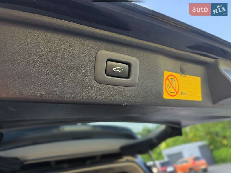 Минивэн Toyota Vellfire 2013 в Одессе фото 44 Минивэн Toyota Vellfire 2013 в Одессе