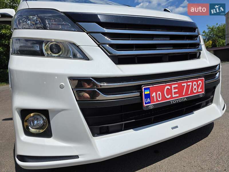 Мінівен Toyota Vellfire 2014 в Одесі