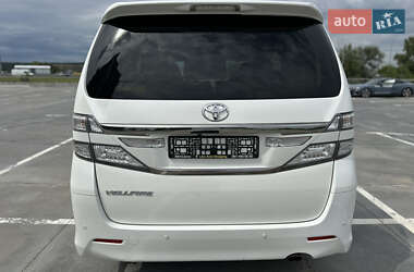 Минивэн Toyota Vellfire 2014 в 