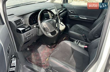Минивэн Toyota Vellfire 2014 в 