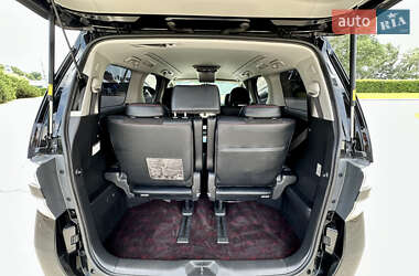 Минивэн Toyota Vellfire 2014 в 