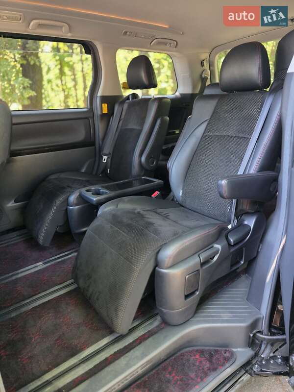 Минивэн Toyota Vellfire 2014 в Одессе