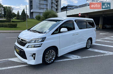 Мінівен Toyota Vellfire 2014 в Києві
