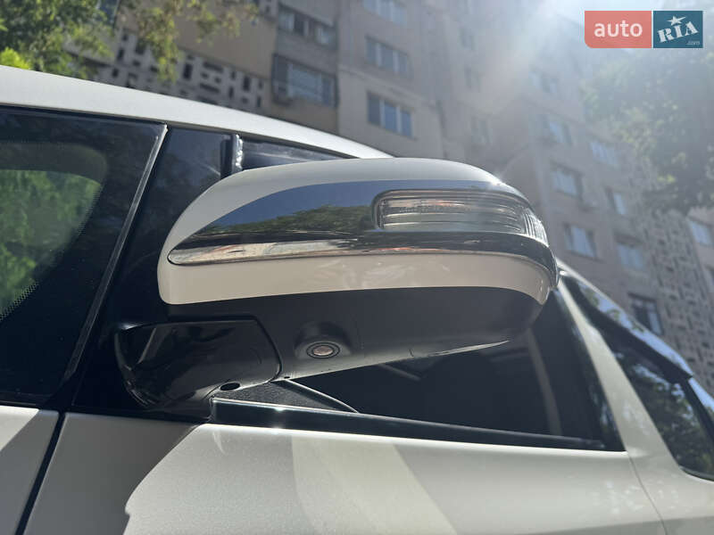 Минивэн Toyota Vellfire 2013 в Одессе