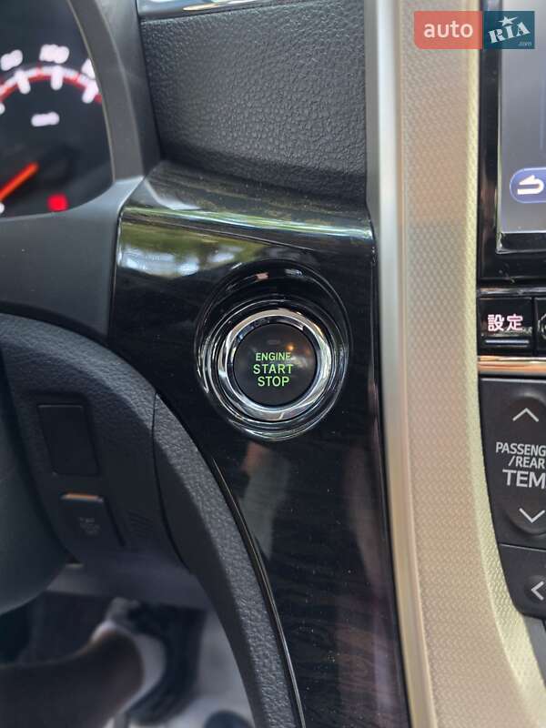 Мінівен Toyota Vellfire 2013 в Одесі фото 31 Мінівен Toyota Vellfire 2013 в Одесі