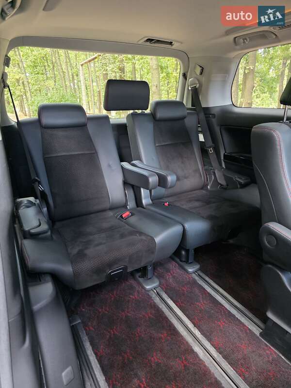 Мінівен Toyota Vellfire 2013 в Одесі фото 45 Мінівен Toyota Vellfire 2013 в Одесі