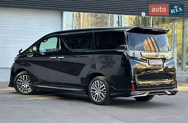 Минивэн Toyota Vellfire 2015 в 