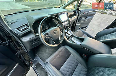 Минивэн Toyota Vellfire 2015 в 