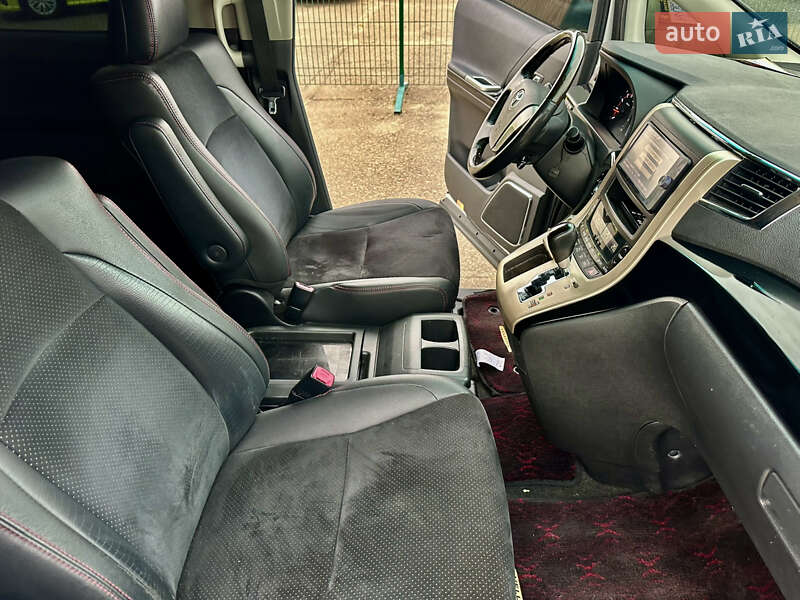 Мінівен Toyota Vellfire 2013 в Києві фото 26 Мінівен Toyota Vellfire 2013 в Києві