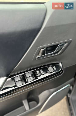 Минивэн Toyota Vellfire 2014 в 