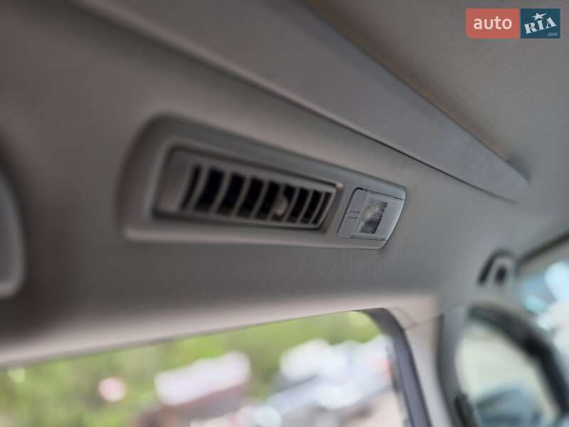 Мінівен Toyota Vellfire 2013 в Одесі фото 34 Мінівен Toyota Vellfire 2013 в Одесі