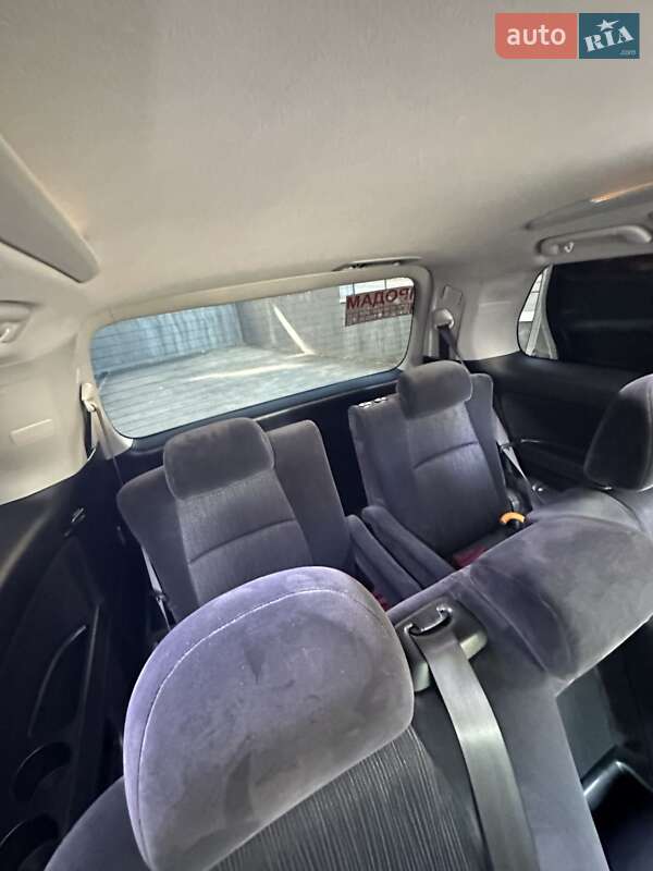 Минивэн Toyota Vellfire 2009 в Черновцах