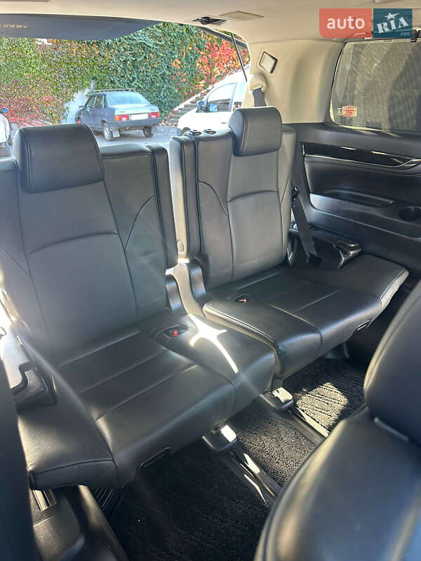 Минивэн Toyota Vellfire 2015 в Одессе фото 12 Минивэн Toyota Vellfire 2015 в Одессе