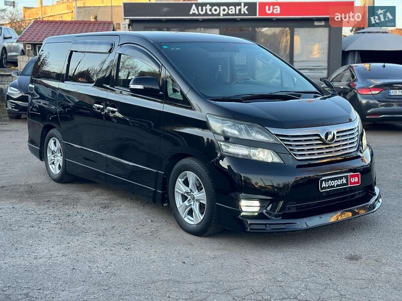 Минивэн Toyota Vellfire 2010 в Виннице