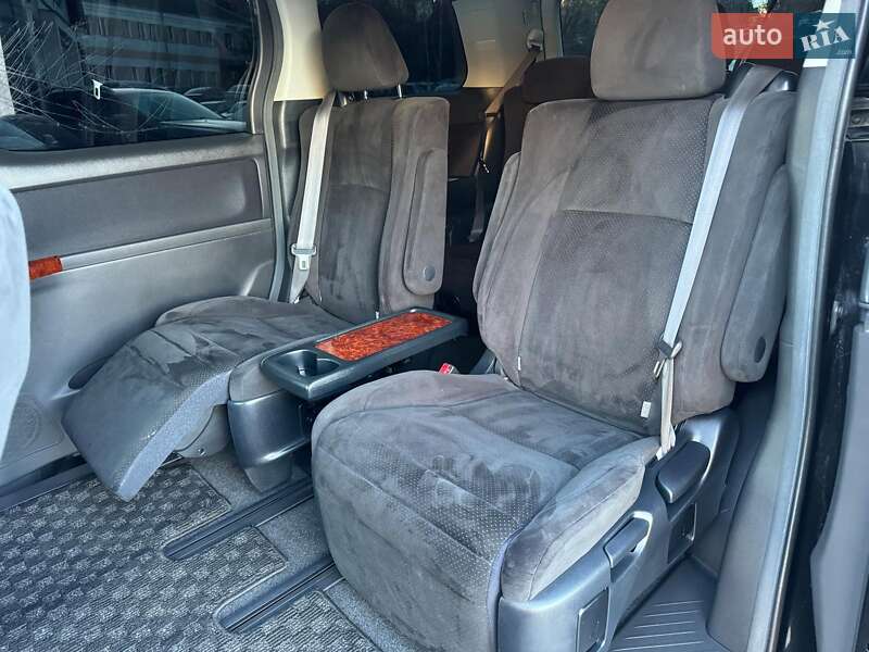 Минивэн Toyota Vellfire 2010 в Виннице
