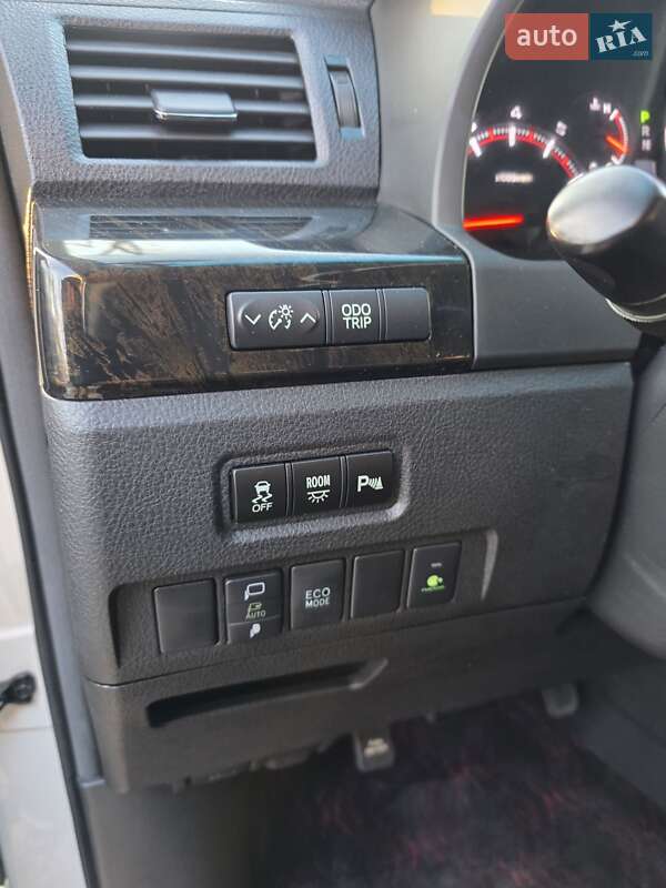 Минивэн Toyota Vellfire 2013 в Одессе