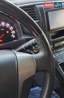 Минивэн Toyota Vellfire 2013 в Одессе