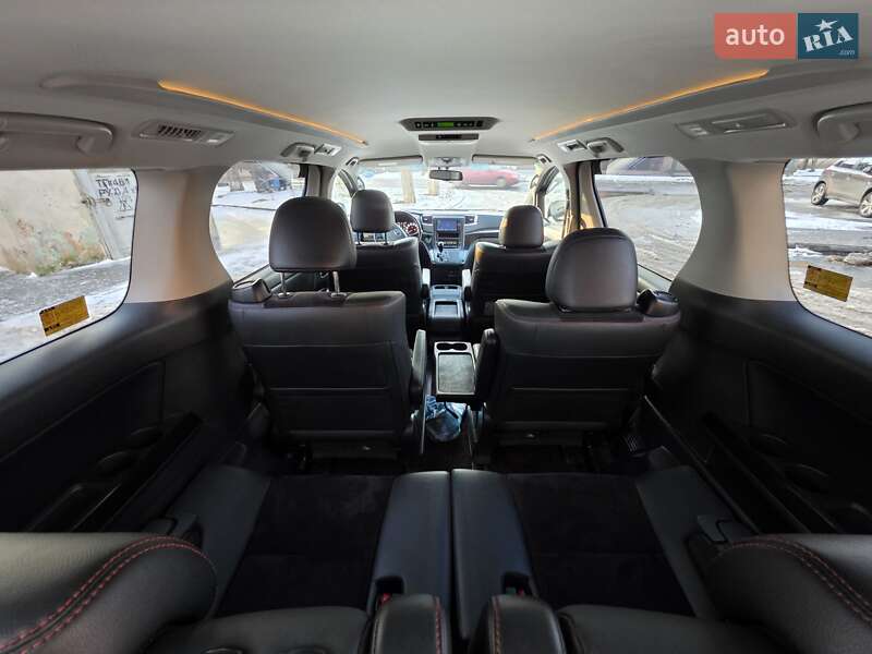 Минивэн Toyota Vellfire 2013 в Одессе