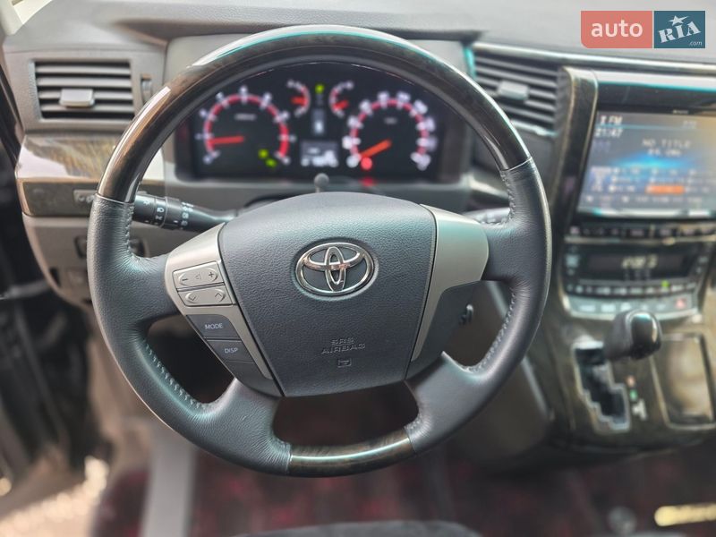 Минивэн Toyota Vellfire 2013 в Одессе