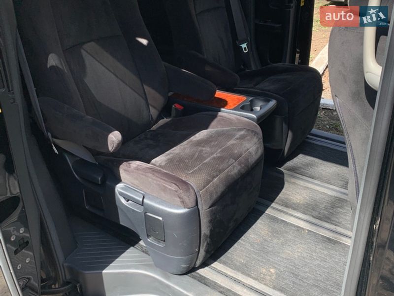 Минивэн Toyota Vellfire 2011 в Одессе