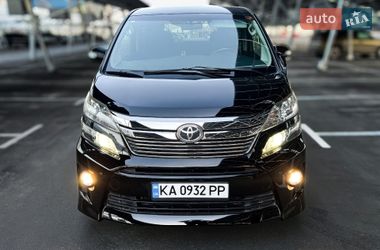Мінівен Toyota Vellfire 2012 в Києві