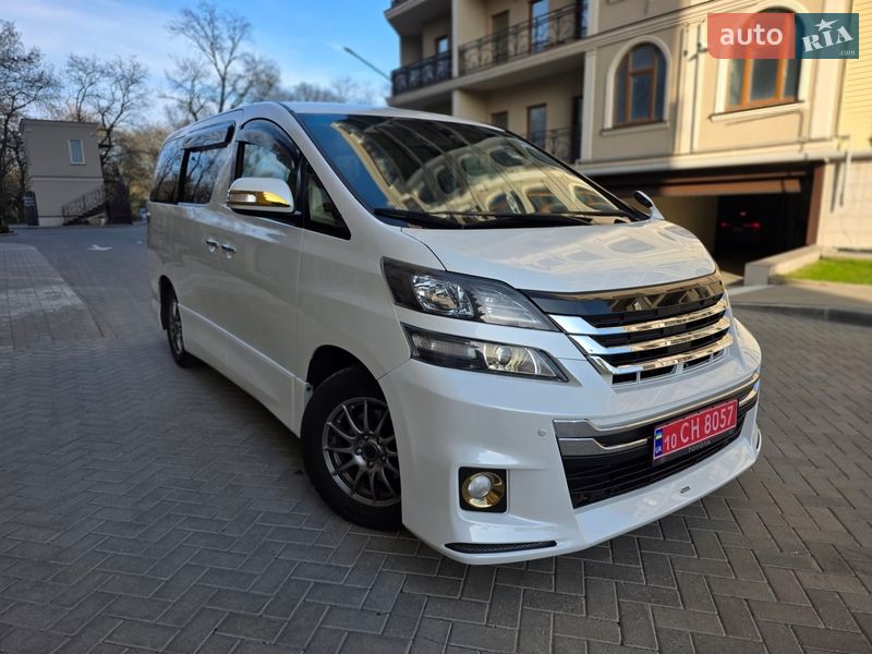 Минивэн Toyota Vellfire 2013 в Одессе