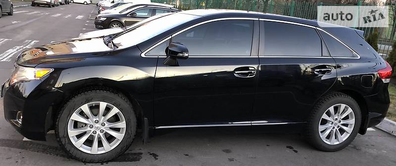 Мінівен Toyota Venza 2015 в Києві
