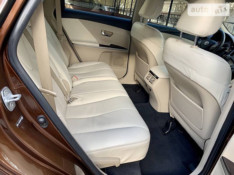 Універсал Toyota Venza 2010 в Києві