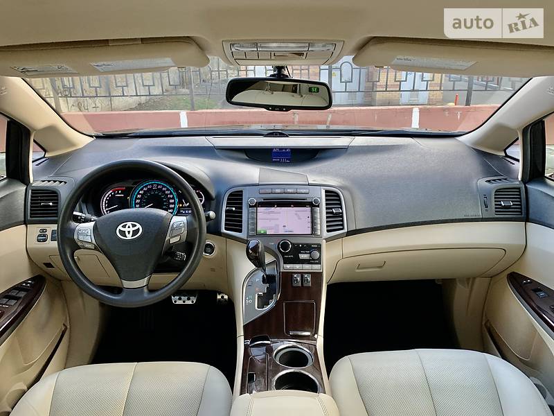 Універсал Toyota Venza 2010 в Києві