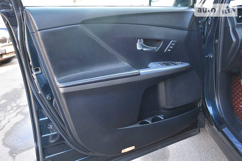 Позашляховик / Кросовер Toyota Venza 2015 в Одесі