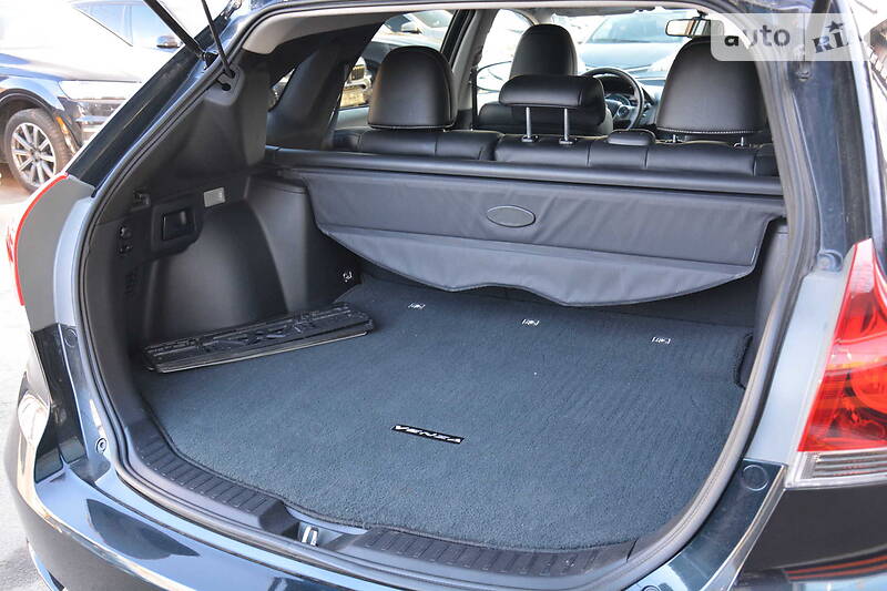 Позашляховик / Кросовер Toyota Venza 2015 в Одесі