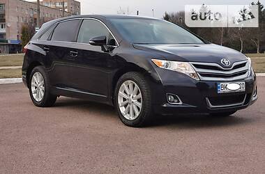 Позашляховик / Кросовер Toyota Venza 2012 в 